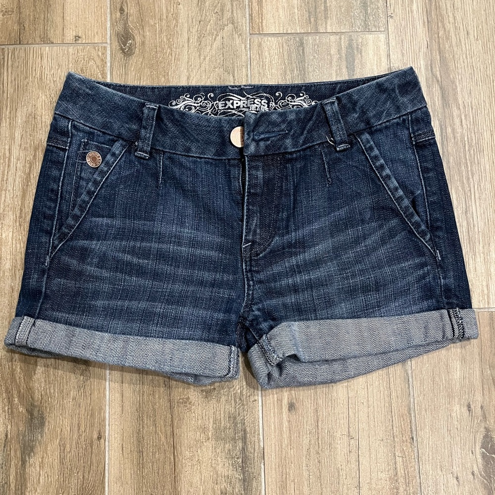 Express Women’s Jean Shorts Size 00